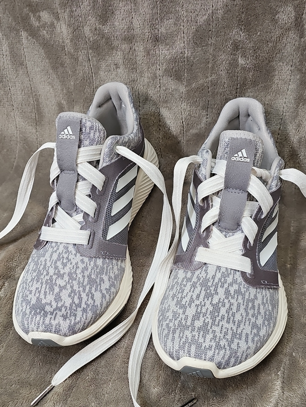 Adidas Women's Edge Lux 3 in Metallic Silver Grey White Mesh Runner